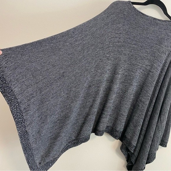 Lululemon Divinity Scarf Wrap Poncho Shawl Boolux Cashmere Grey - Picture 6 of 9